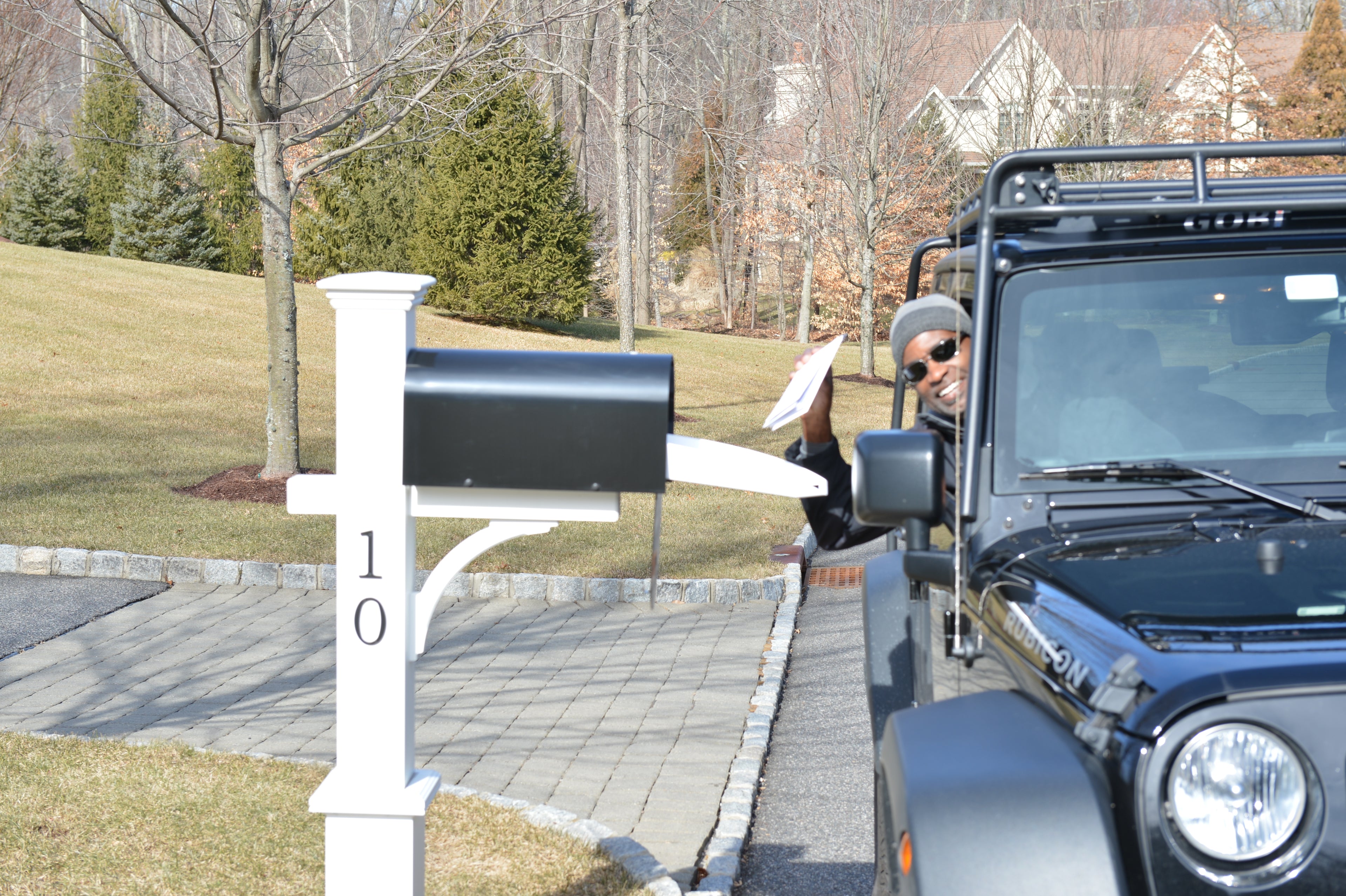 Large Sliding Mailbox Tray, Mailbox Insert, Extender.  Fits mailboxes that are at least 7.5 inches wide.